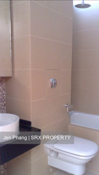 The Ambra (D15), Apartment #237987481